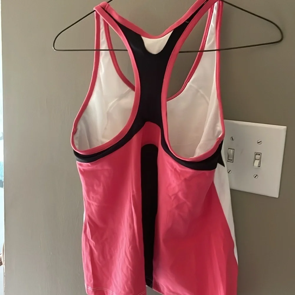 Nike tank with tags brand new